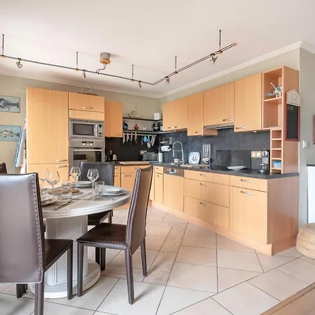 Face Pour 4 Personnes *